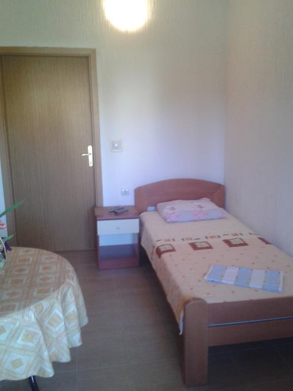 Guesthouse Lautasevic Petrovac Exterior photo