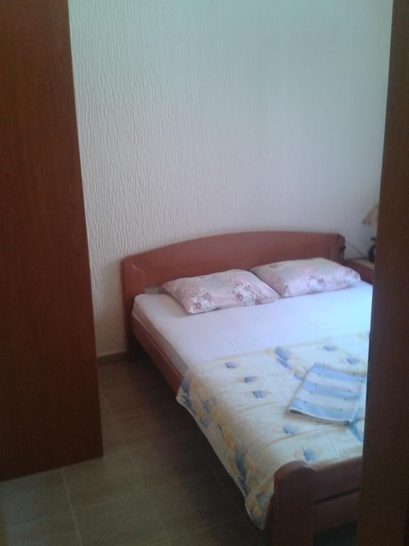 Guesthouse Lautasevic Petrovac Exterior photo