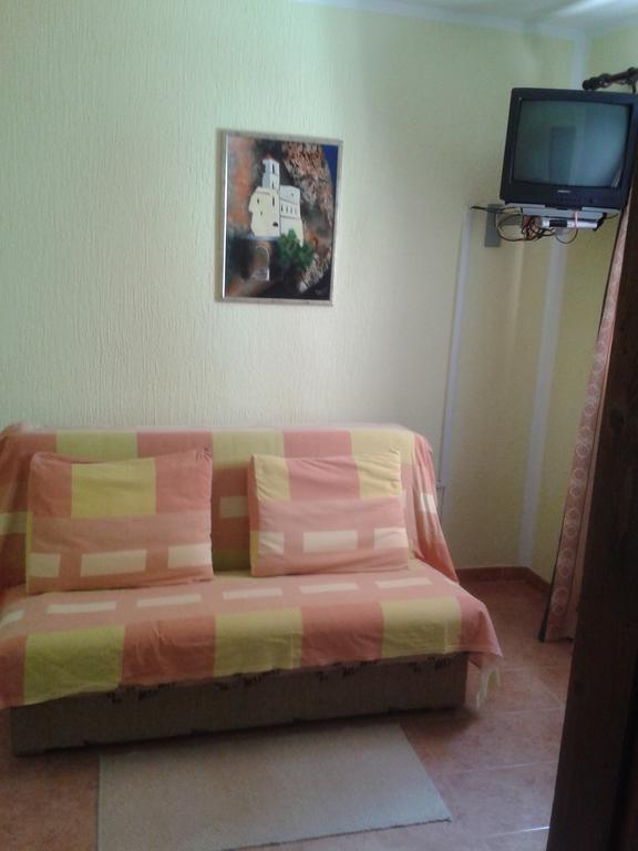 Guesthouse Lautasevic Petrovac Exterior photo