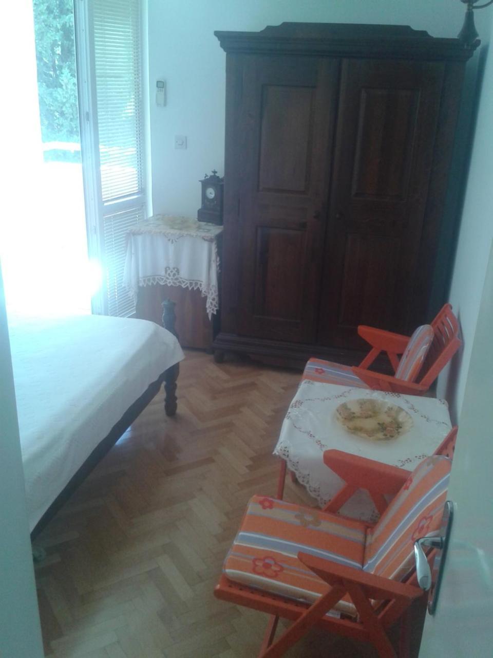 Guesthouse Lautasevic Petrovac Exterior photo